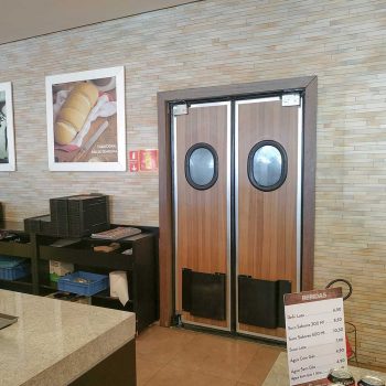 porta vai e vem de abs dr300cv com acabamento em formica no graal
